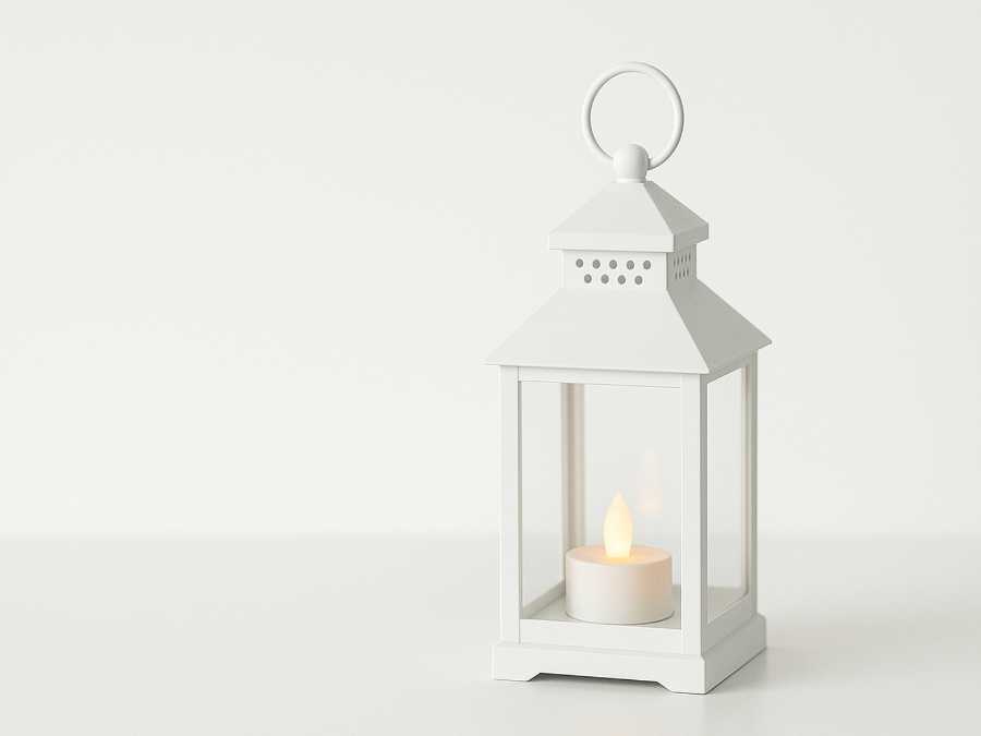 lantern-and-candle-holder-christmas-living-room