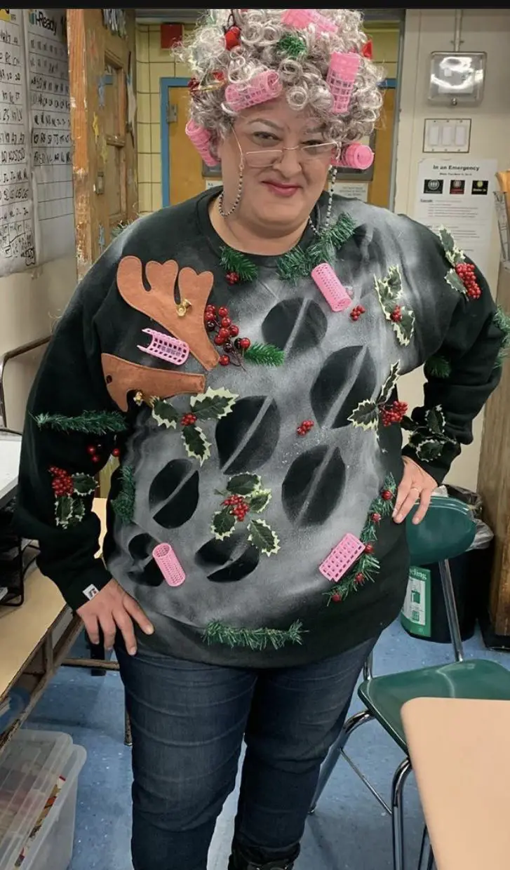 office-friendly-ugly-sweater-ideas