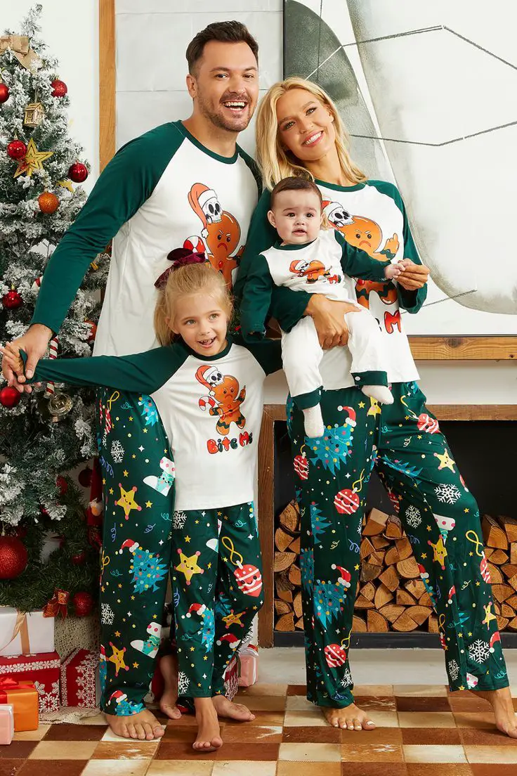 pottery-barn-kids-and-pbteen-adorable-matching-family-christmas-pajamas