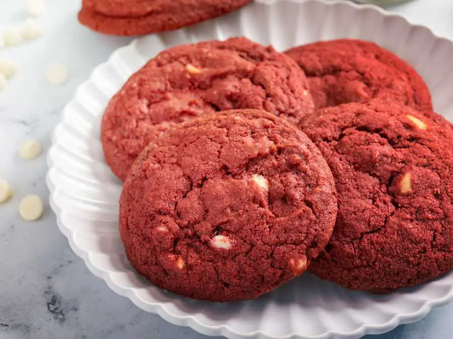 red-velvet-cookies-delicious-christmas-cookies