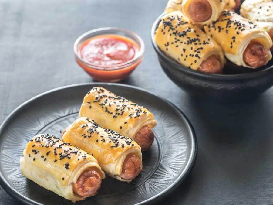 festive-dip-sausage-roll