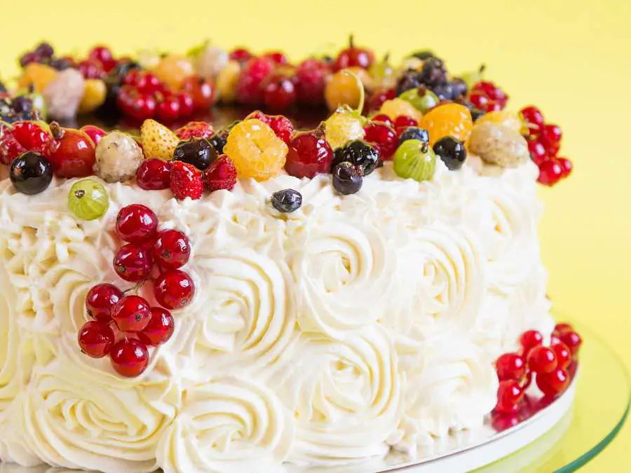 texture-techniques-christmas-cake-decorating-ideas