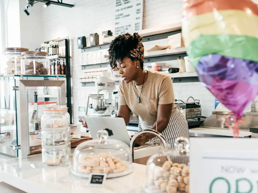 tips-for-successful-gift-selection-christmas-gift-for-him