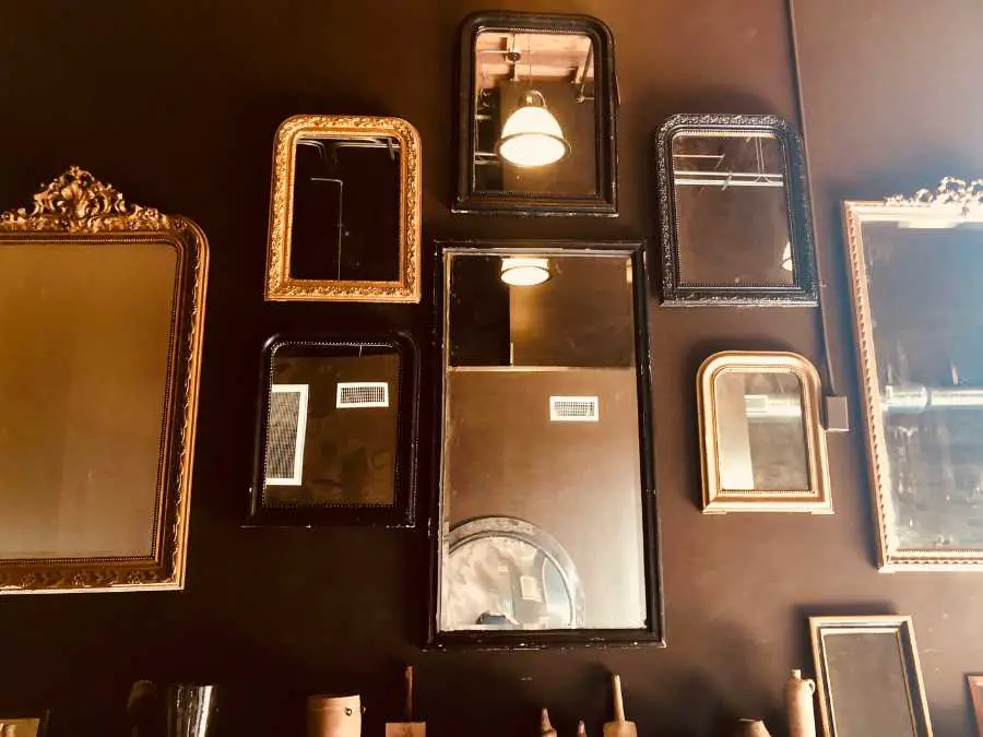 use-mirrors-to-double-th-glow-christmas-decor-hacks-for-small-apartment