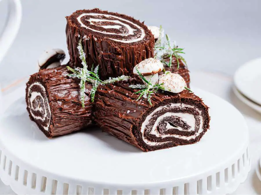 yule-log-cake