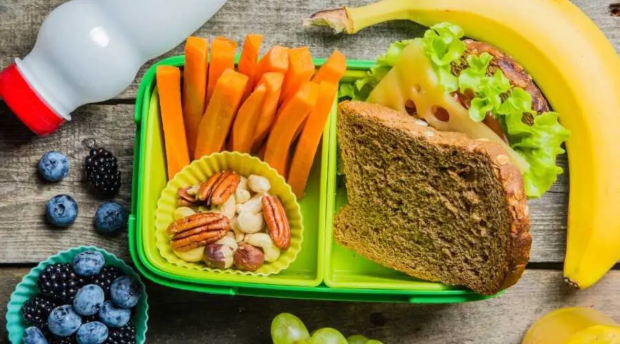 31 Tasty Lunch Ideas for School