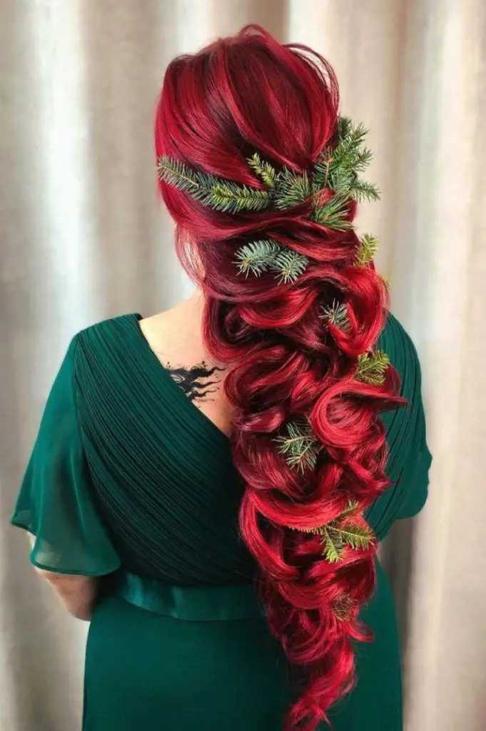 bubble-tree-braid-creative-christmas-tree-braide-hairstyle-ideas