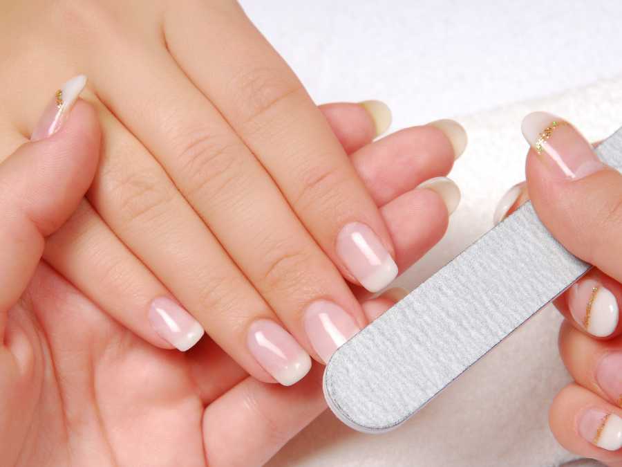clean-and-prep-your-nail-properly
