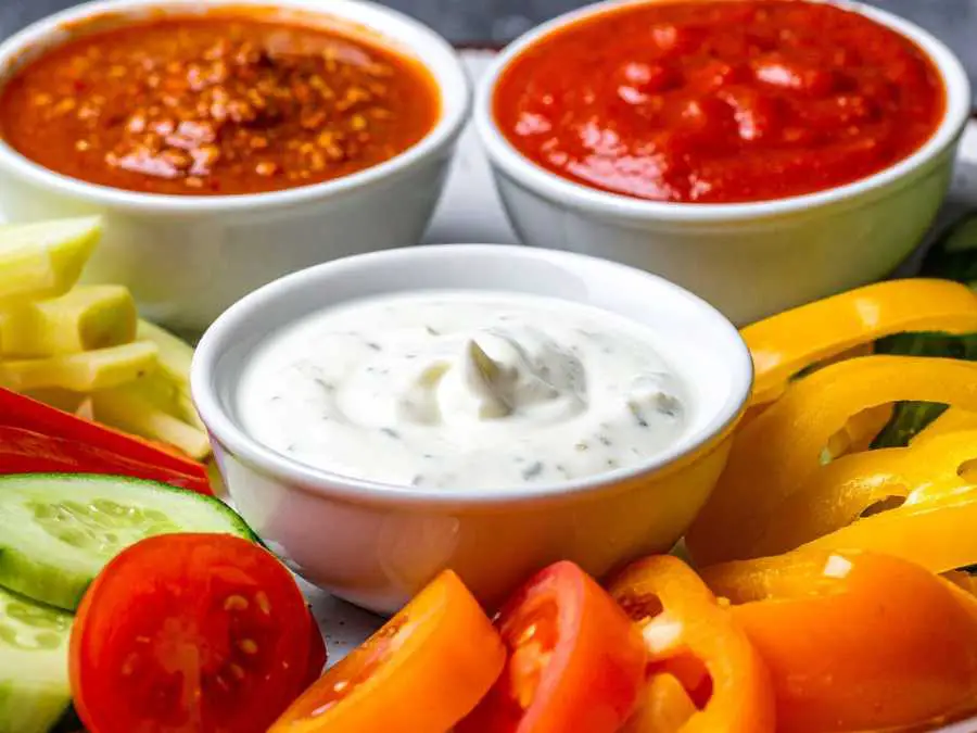 dipping-delight-kids-lunch-box-ideas