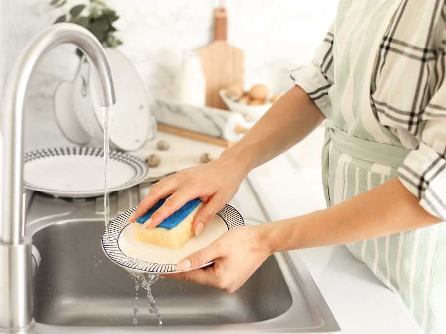 do-dishes-immediately-atfer-meals