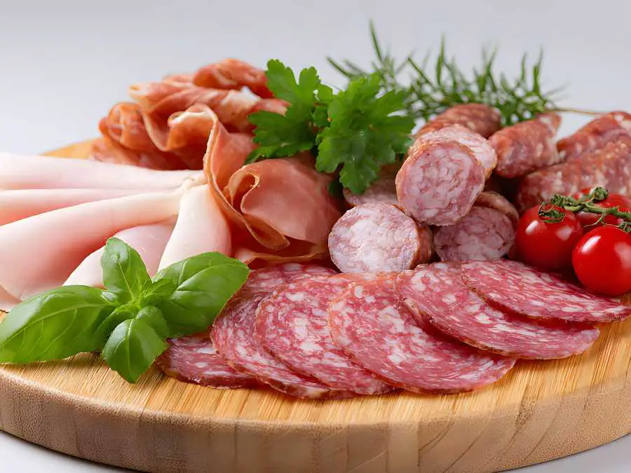 elevated-charcuterie-board-new-year-party-appetizer