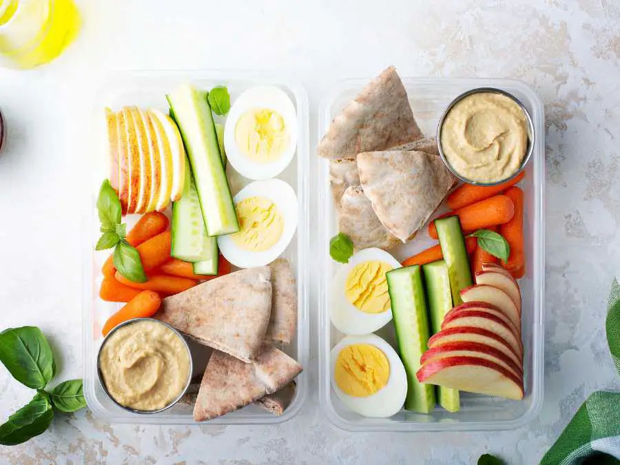 hummus-and-pita-kids-lunch-box-ideas