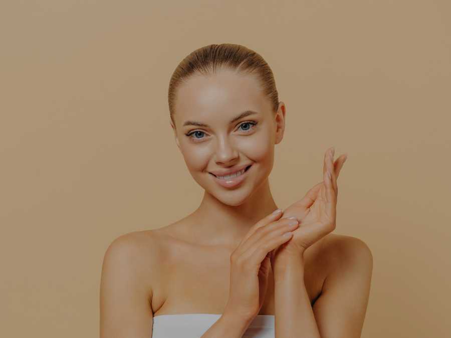 keep-hands-and-nails-hydrated