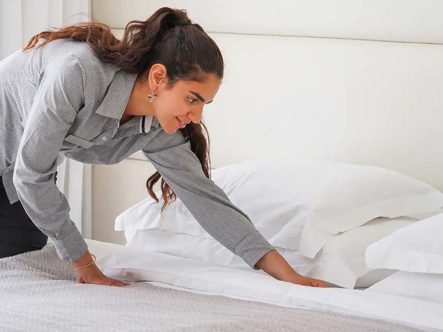 make-your-bed-every-morning