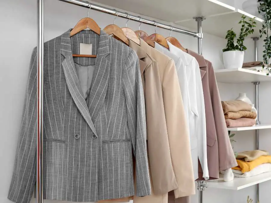 organize-coat-closet