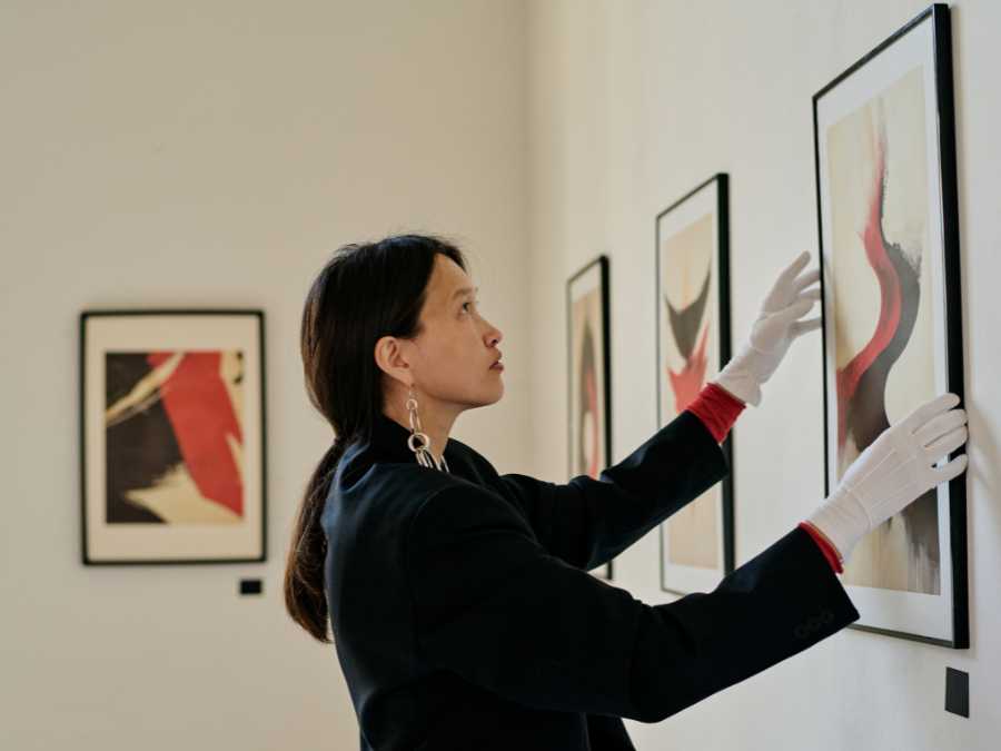 rearrangeing-art-work-new-year-home-refresh-ideas