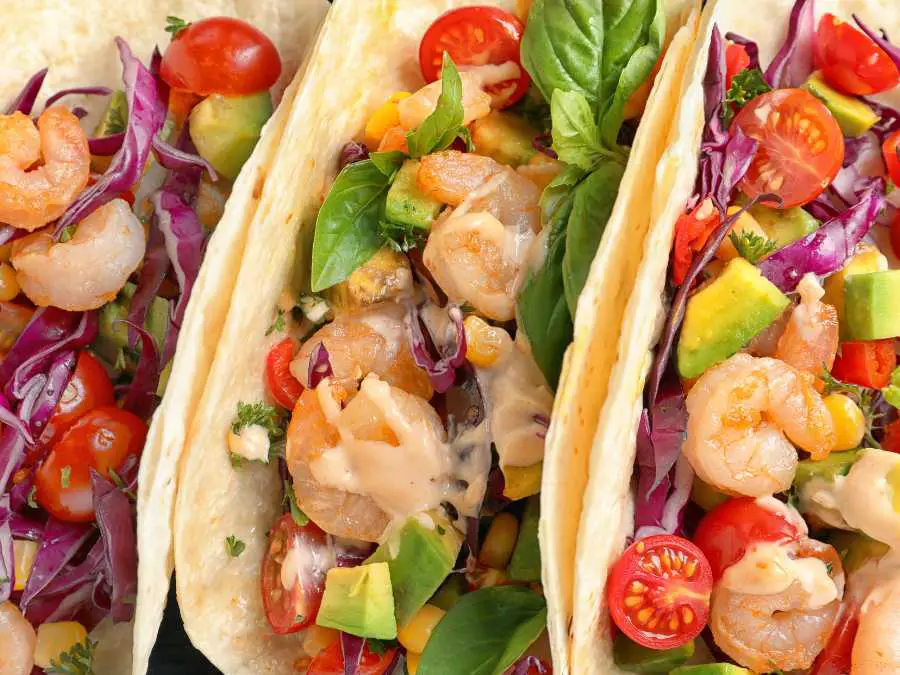 shrimp-avocado-lettuce-new-year-party-appertizer-recipes