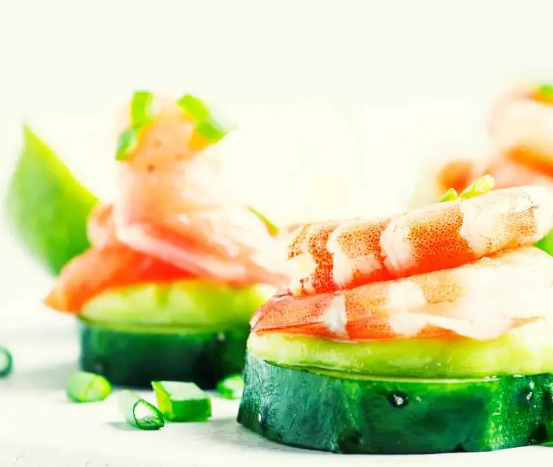 smoked-salmon-avocado-cucumber-new-year-party-appetizer-recipes
