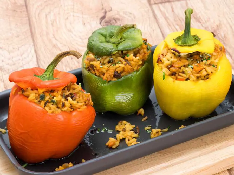 stuffed-ball-pepeper-new-year-eve-recipes