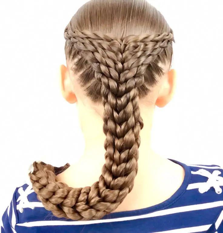 twined-rope-tree-braid-creative-christmas-tree-braid-hairstyle-ideas