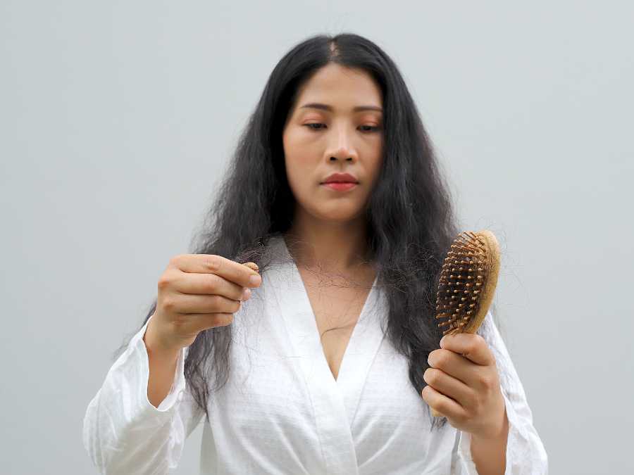 why-postpartum-hair-loss-happens-hair-care-tips