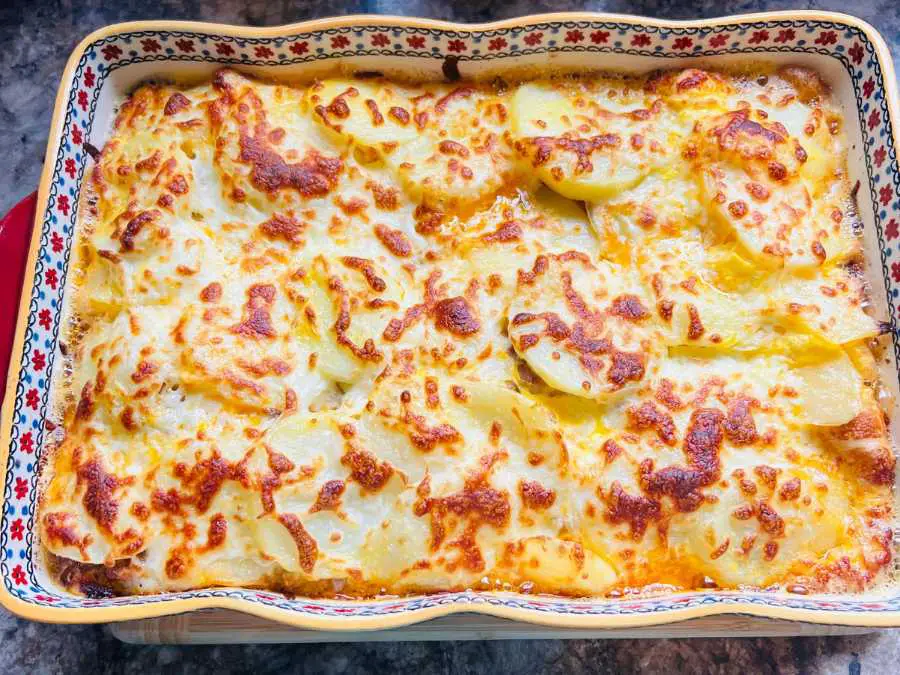 comfort-baked-mac-cheese-bliss-cozy-and-comforting-winter-recipes