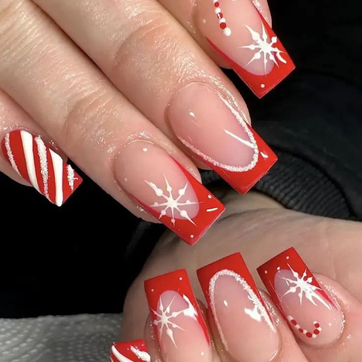 holiday-glitter-french-tips-short-christmas-nail-ideas