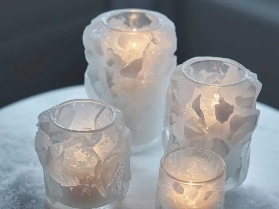 icy-candle-holder-captivating-winter-wonderland-party-ideas