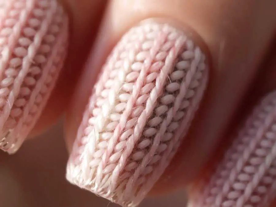 knit-sweater-texture-nails