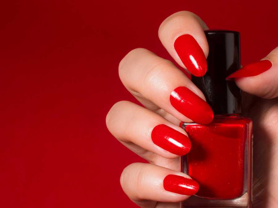 red-velvet-nails-christmas-nail-ideas