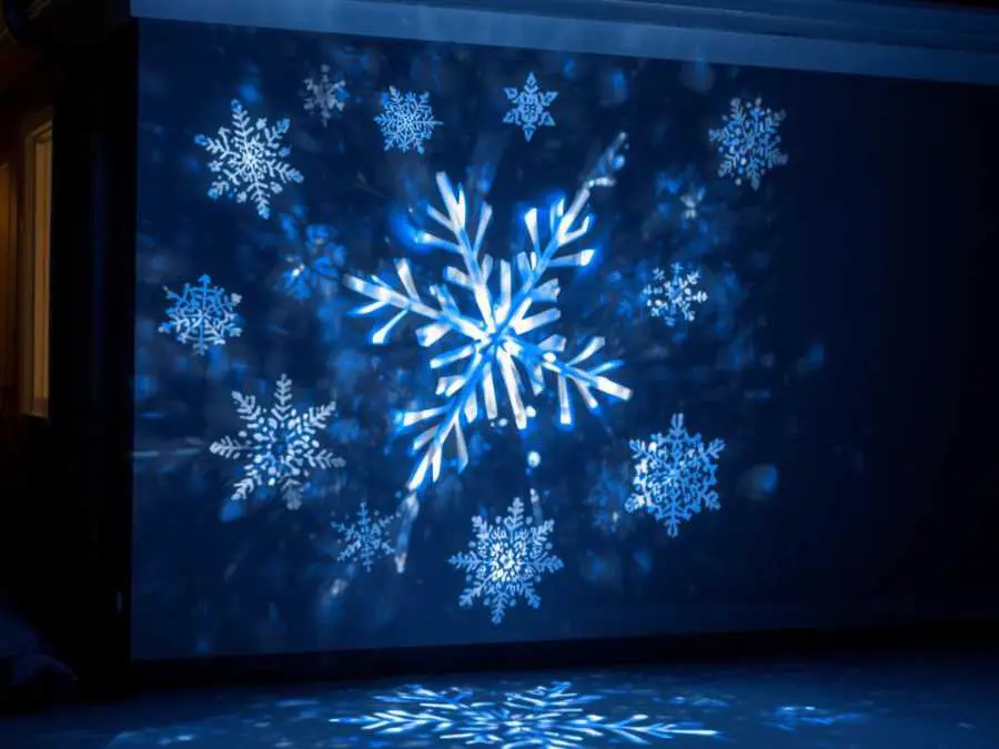 snowflake-projector-lighting