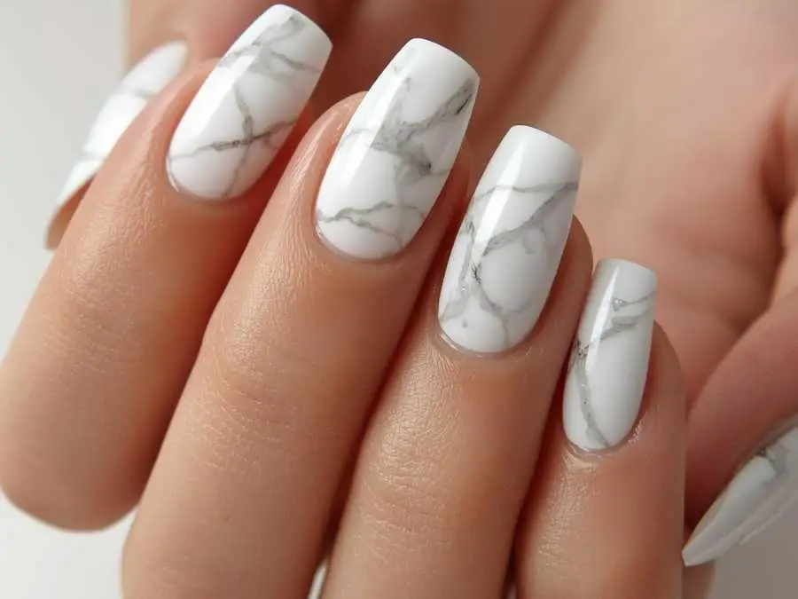 white-marble-lovely-winter-nail-ideas