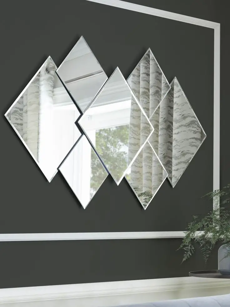 whiter-mirror-christmas-decor-ideas