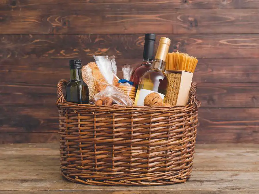 wine-and-cheese-basket