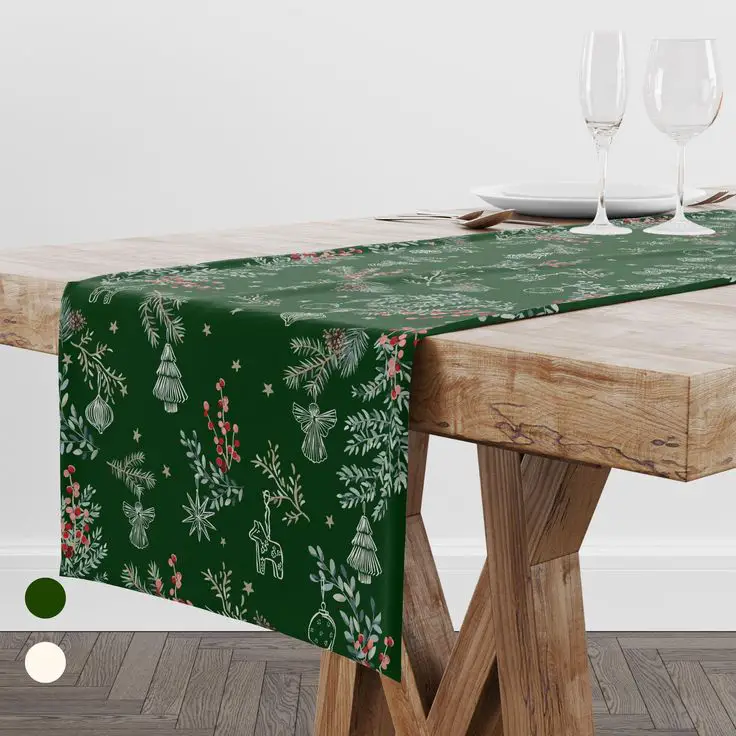 winter-greenery-table-runners