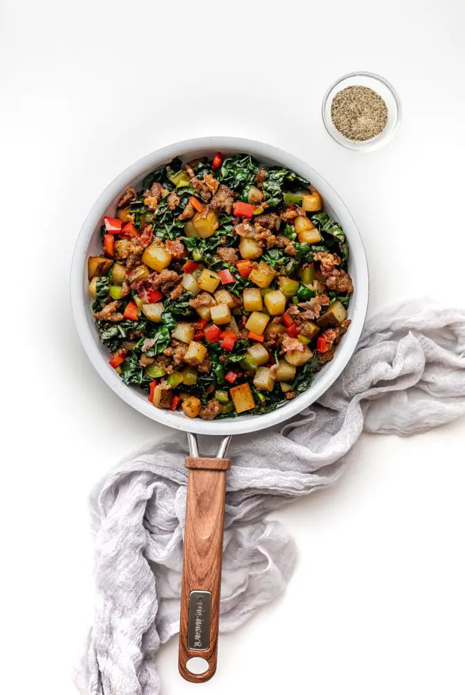 apple-sausage-breakfast-skillet-irresistible-christmas-brunch-ideas