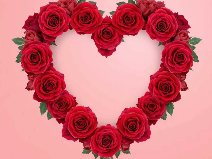 bold-statement-valentine-wreath