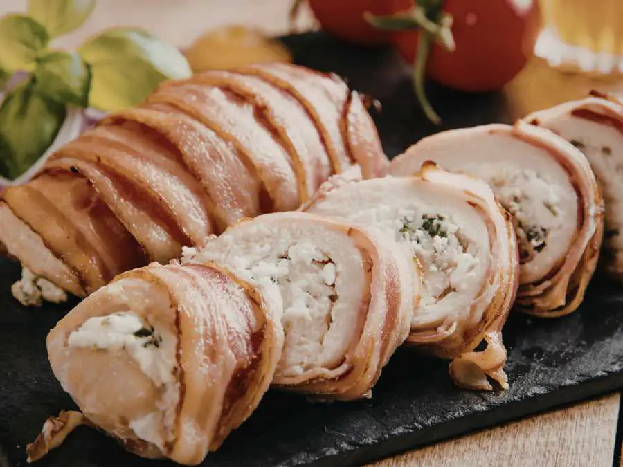 creamy-spinach-stuffed-chicken-easy-valentin's-dinner-recipe