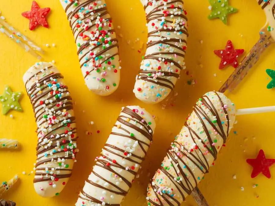 festive-banana-pops