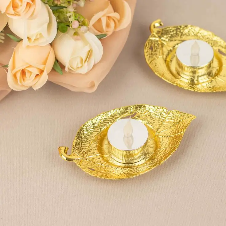 gold-leaf-candleholder