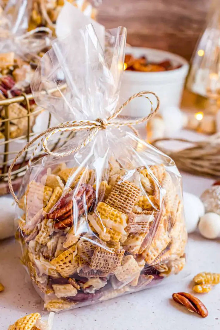 holiday-chex-mix-festive-christmas-recipes-for-kids