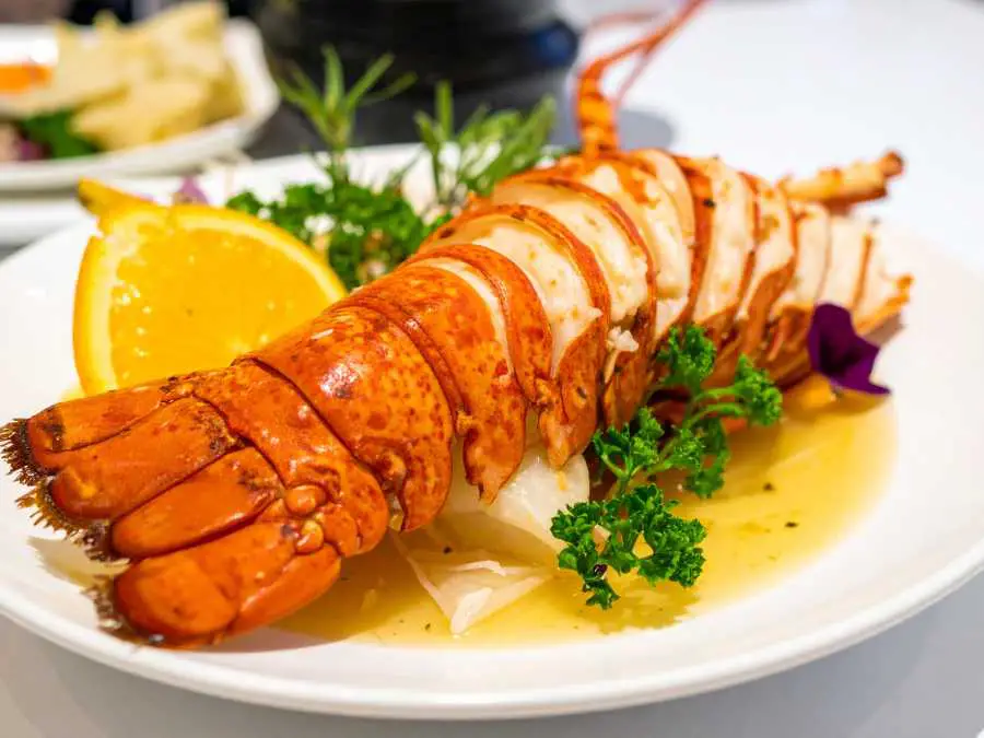 lobstar-tail-dinner-at-home-valentine's-dinner-recipes