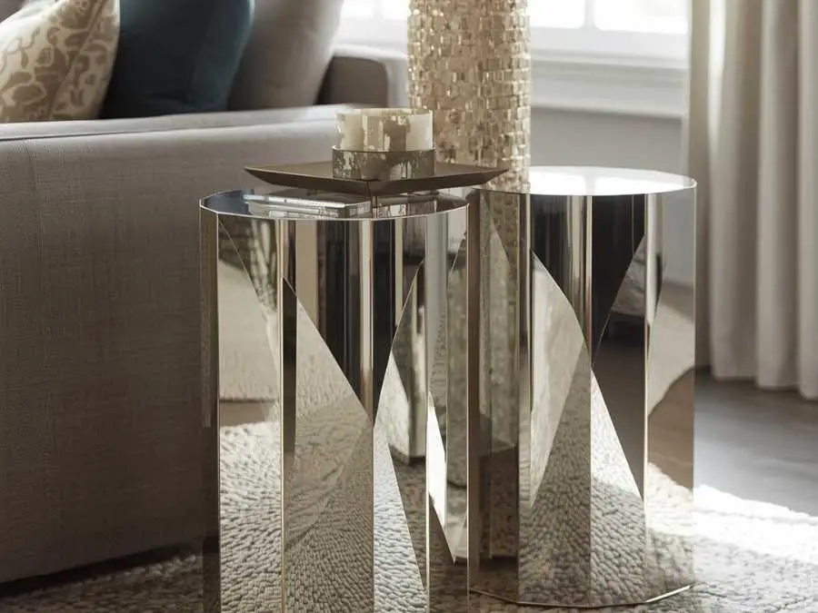 mirrored-side-table-accents-glam-christmas-decor-ideas