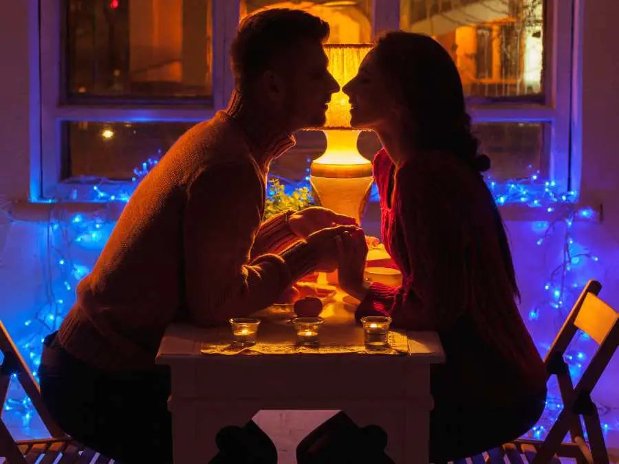 private-and-peaceful-valentine-evening-romantic-dinner-for-two