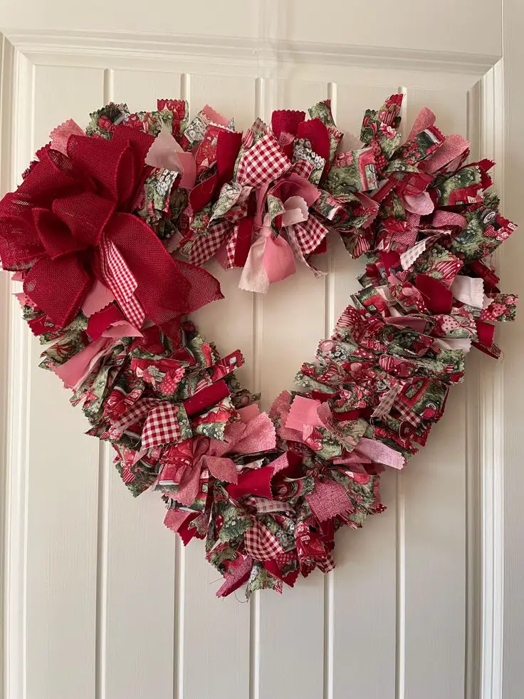 soft-fabric-valentine-wreath