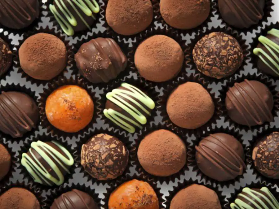 vegan-chocolate-truffles-dairy-free-christmas-treat-ideas
