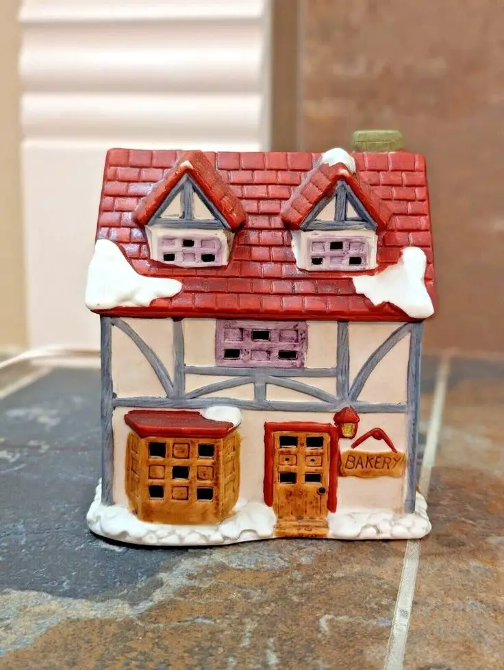 vintage-inspired-ceramic-houses