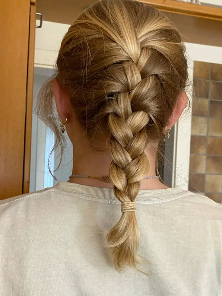 braids-for-different-hair-lengths-french-braid-tutorial