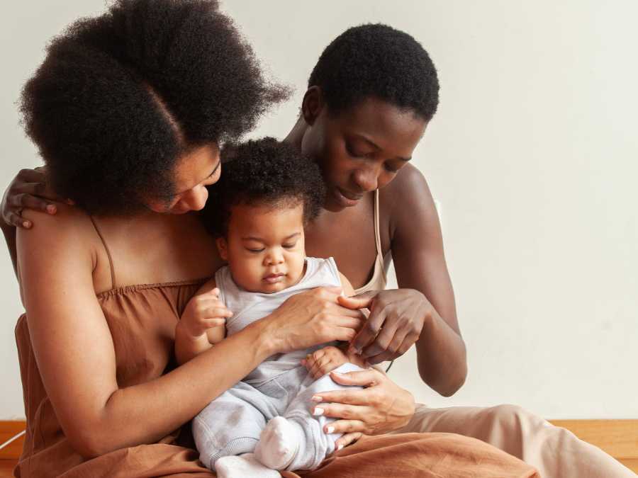 build-a-flexible-support-system-proven-fourth-trimester-survival-guide