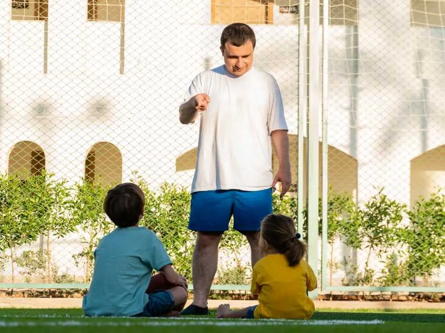 encourage-empathy-through-discussion